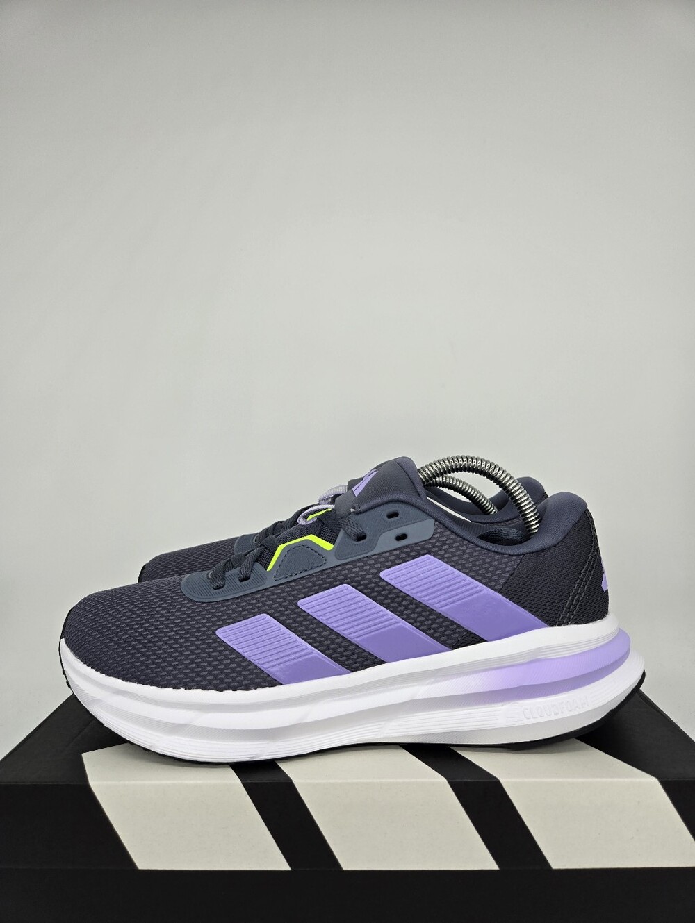 adidas Women's Galaxy 7 JP6591 Onix Glow Purple Aurora Running Shoes Size 10